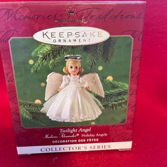 Twilight Angel Madame Alexander Doll Hallmark Ornament - Picture 4 of 4